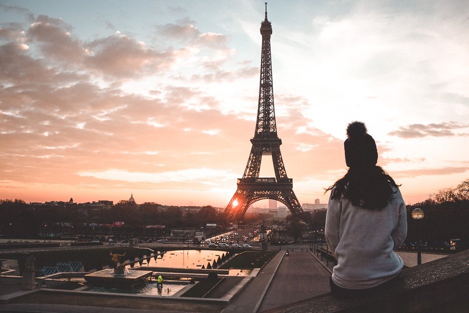 Watching sunrise over the Eiffel Tower at the Trocadero, Paris - 12 Great Date Ideas