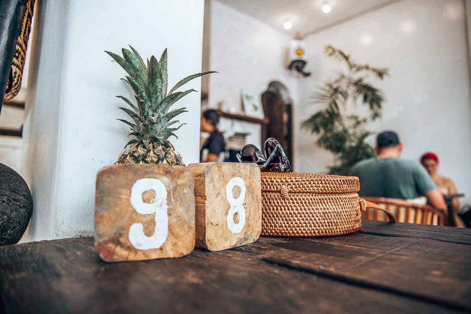 25 Incredible Photos Of Bali To Spark Your Wanderlust 21 L Waiting for refreshing drinks at Cafe Organic, Canggu, Bali Gallery