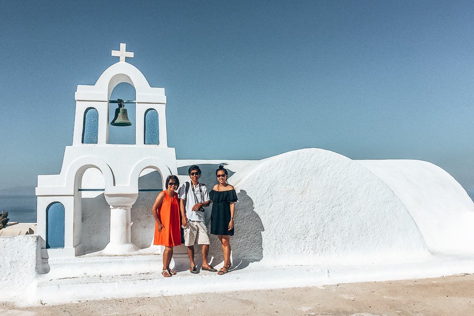 5 Tips When Travelling With Your Parents Or In Laws 2 L Jasmine with her parents in Santorini, Greece - Travelling with Parents