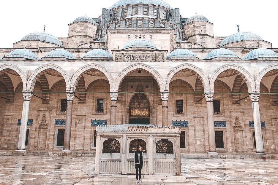 A Guide On How To Spend 4 Days In Istanbul 5 L Morning at The Blue Mosque - Istanbul City Guide, Turkey