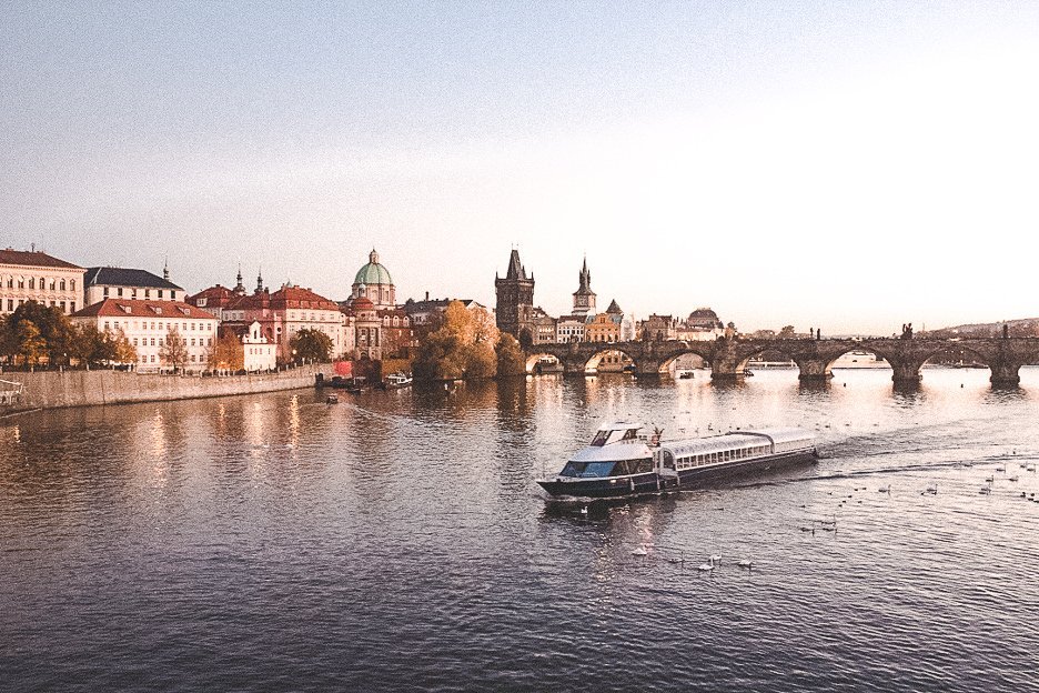 How To See Prague In 2 Days 18 L Boat cruising the Vlatva River, Prague