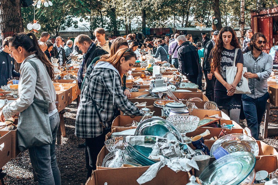 Searching for treasure at Fleamarket at Mauerpark, Berlin