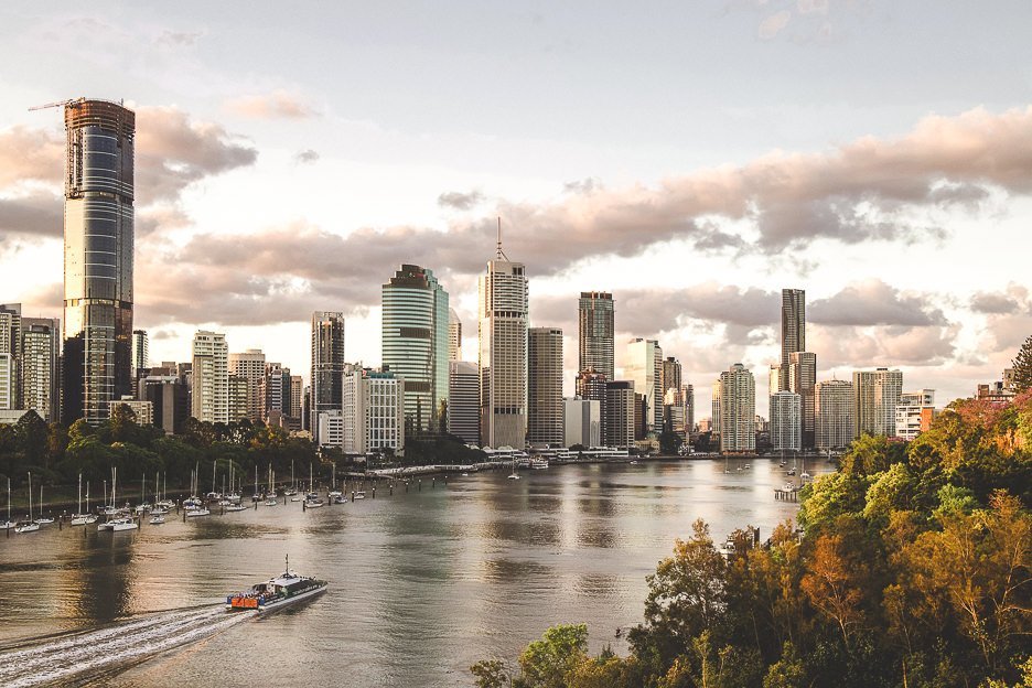 Catch a sunset from Kangaroo Point Cliffs - things to do in Brisbane Australia