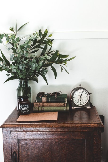 Palmer Gunn 3 P Bedside details - Palmer & Gunn